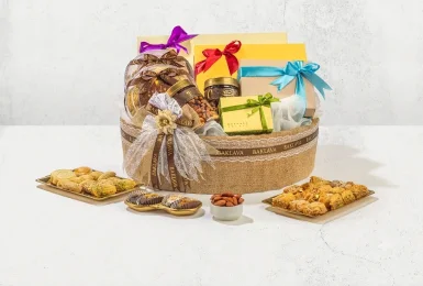 Premium corporate gift hampers with gourmet baklava