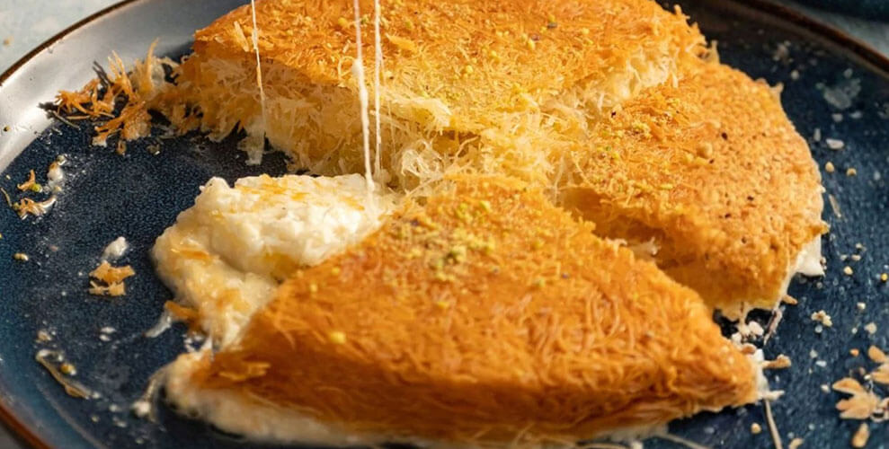 What are the different types of Kunafa dough?